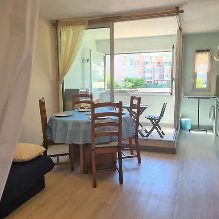 Daire T2 Au Cap D'agde, 4 Couchages, Climatise, Proche Port Et Animations, Renove Et Calme - Fr-1-249-330