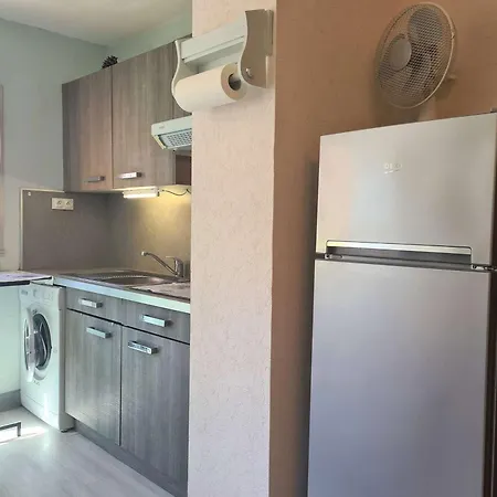 T2 Au Cap D'agde, 4 Couchages, Climatise, Proche Port Et Animations, Renove Et Calme - Fr-1-249-330